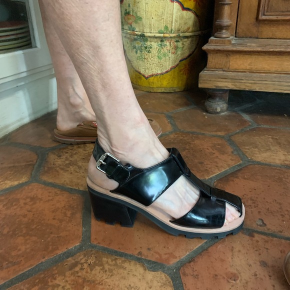 Jeffrey Campbell Black Patent Heel Sandals 6.5 NEW - Picture 2 of 13